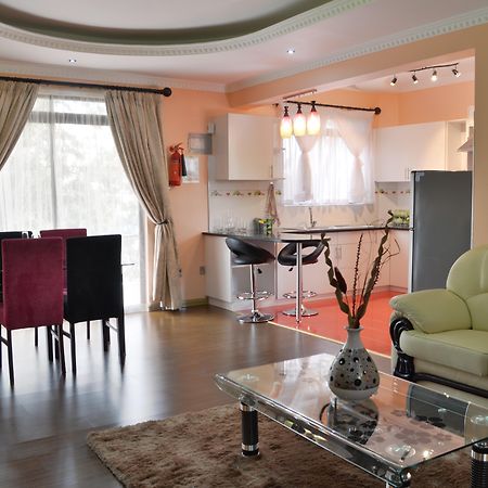Fahari Palace Serviced Apartments Nairobi Buitenkant foto