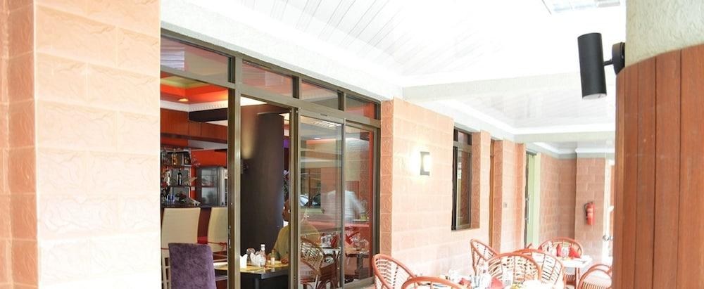 Fahari Palace Serviced Apartments Nairobi Buitenkant foto