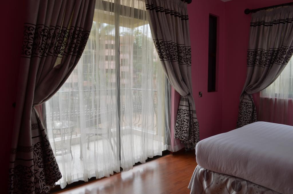 Fahari Palace Serviced Apartments Nairobi Buitenkant foto